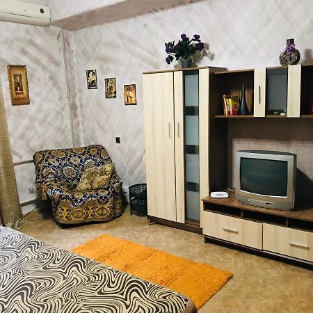 1 Room Apartment Odessa Exterior photo